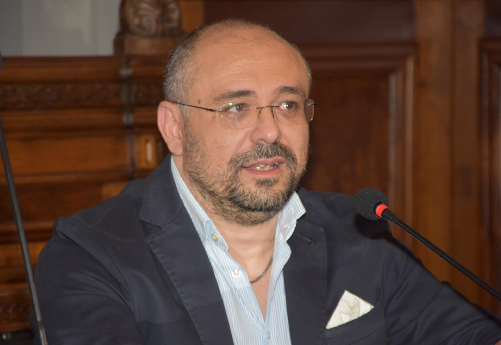 Cilento, cresce l’allarme truffe per le case vacanza: l’appello di Fenailp Turismo