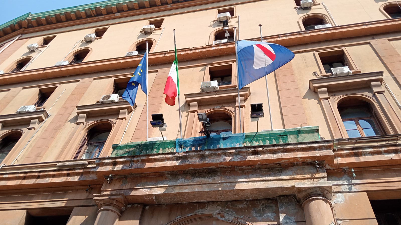 FAI CISL, FLAI CGIL e UILA UIL denunciano: “Ennesimo ritardo negli stipendi, forestali abbandonati”