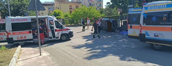 Incidente nella zona alta di Benevento: Opel si ribalta, coinvolti anche tre bambini