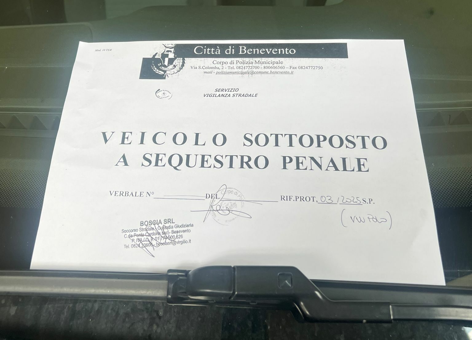 Scontro tra auto a Benevento: indagini in corso, sequestrati i mezzi