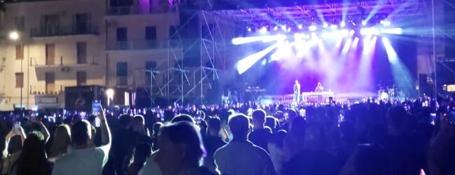 Aggredisce una coppia durante il concerto di Luché: denunciato 19enne a Benevento