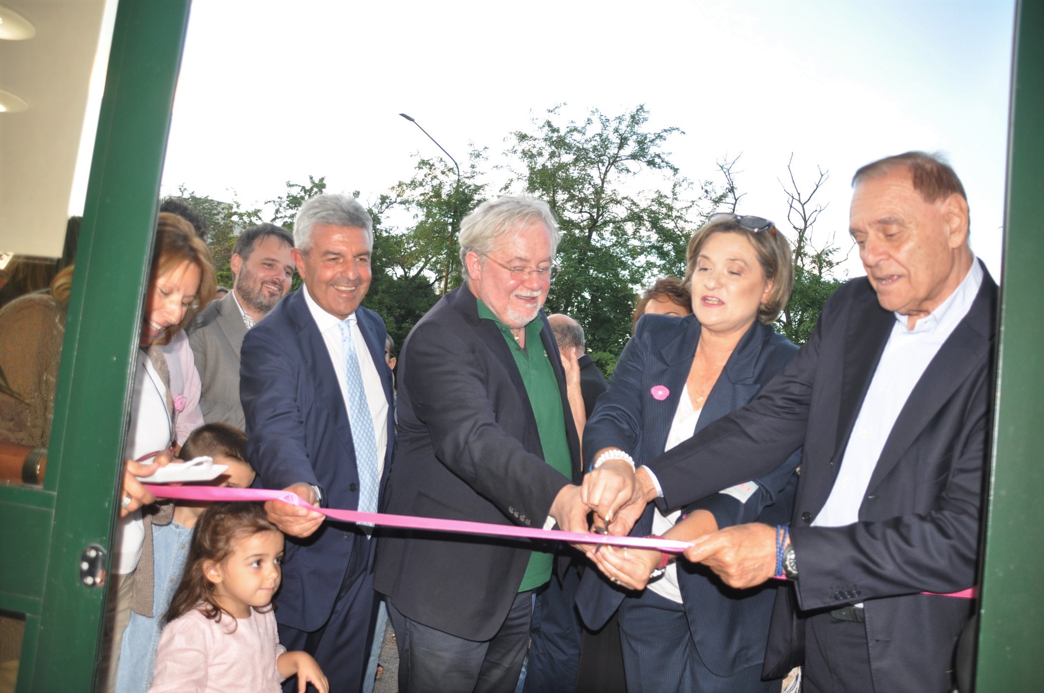 Consegnata a Rosa Samnium la sede dell’ex Infopoint: un faro per la prevenzione del cancro al seno nel Sannio