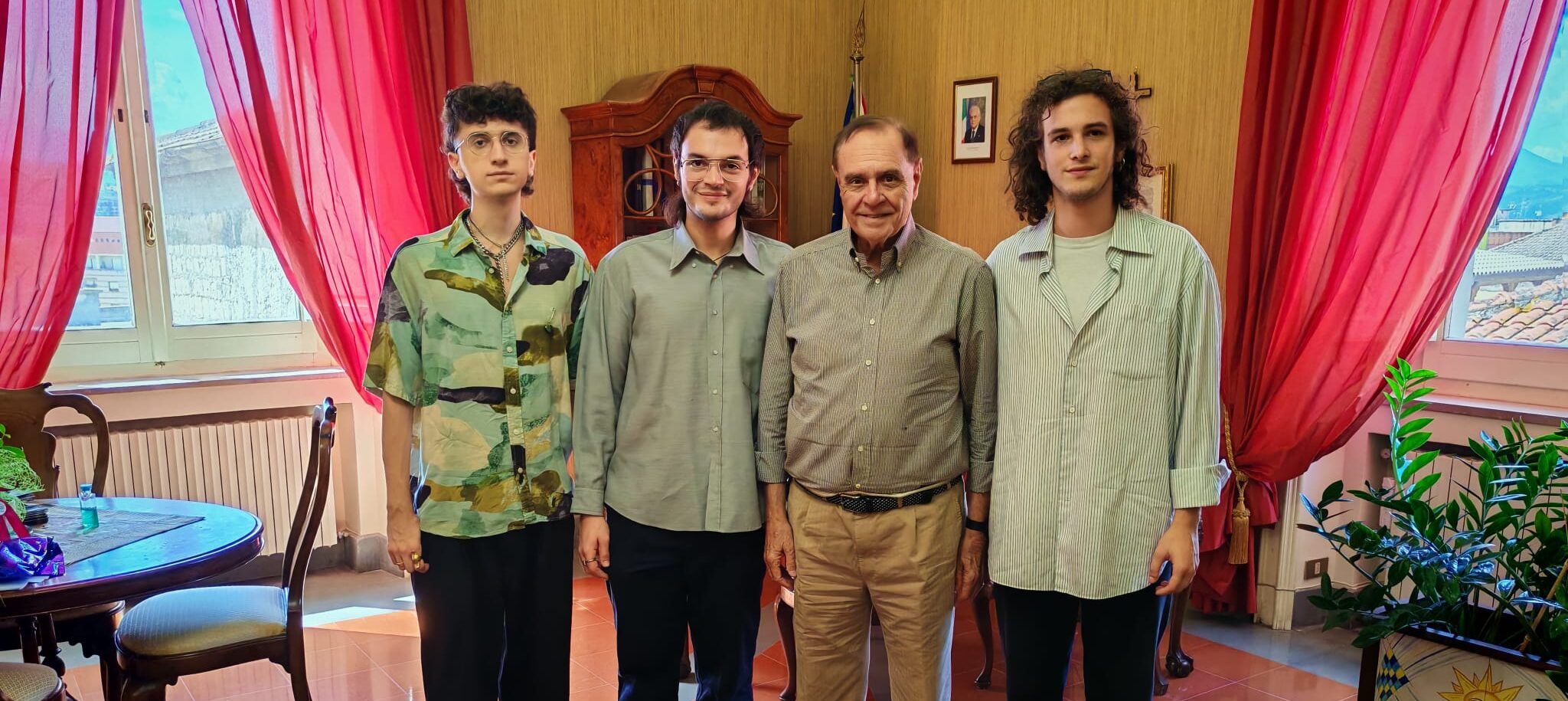 Il sindaco Mastella ha incontrato i giovani artisti del collettivo SottoTraccia