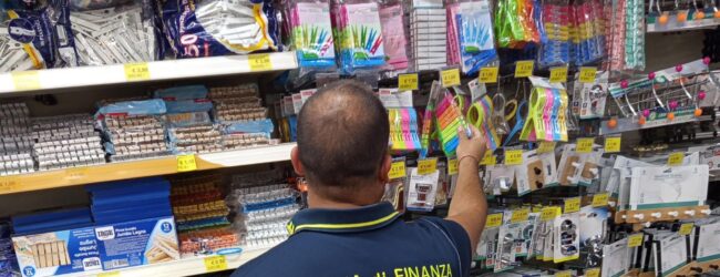Avellino, GdF sequestra circa 6.000 prodotti non conformi: anche articoli per bambini e detergenti per l’infanzia