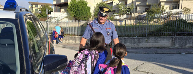 Suona la campanella del nuovo anno scolastico: istituti irpini presidiati dai Carabinieri