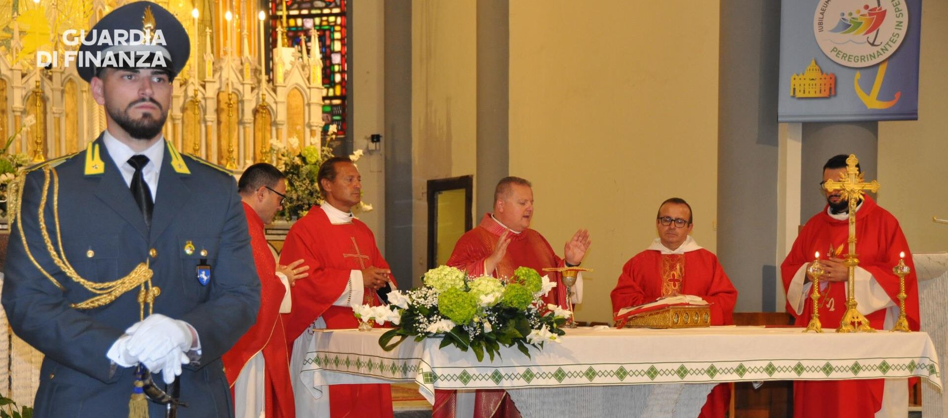 Avellino, la Guardia di Finanza celebra San Matteo al Santuario del SS. Rosario