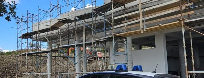 Incidente sul lavoro a Montefalcione: ferito un uomo di 50 anni