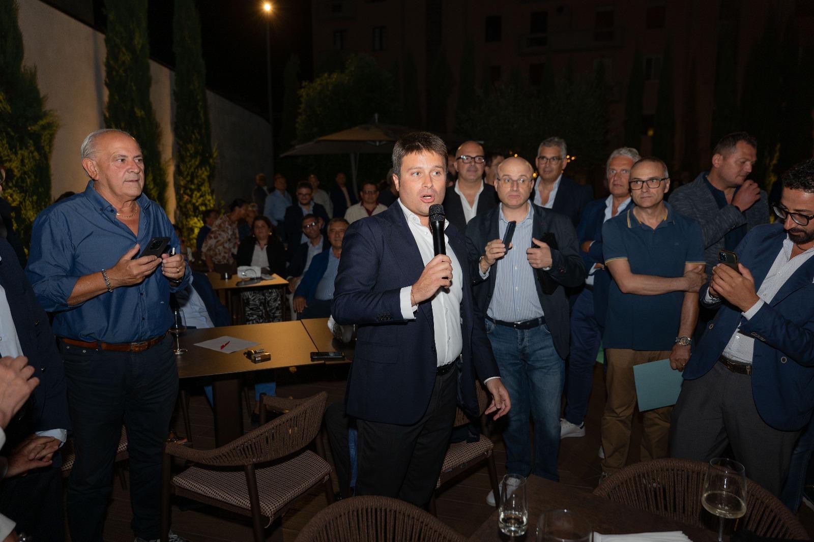 Campania, Rubano: con oltre 300 dirigenti e amministratori FI lancia macchina elettorale a Benevento