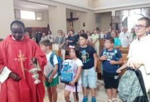 Ad Arpaise la benedizione degli studenti, insegnanti e zaini, per affidare a Dio l’anno scolastico