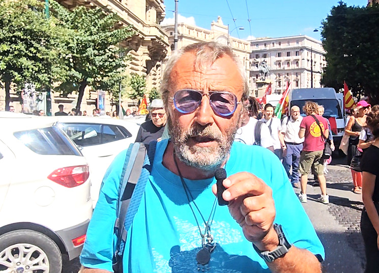 Senza titolo.jpgSCIOPERO NAPOLI PALESTINA