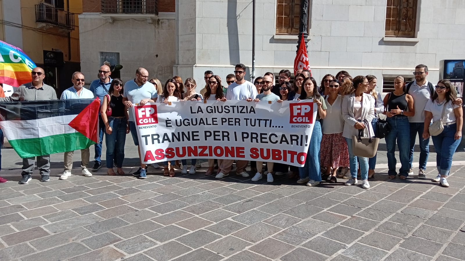 Precari della Giustizia in piazza a Benevento: “Stabilizzazione subito”