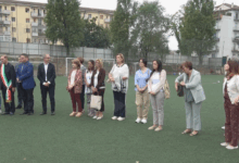 Prima campanella a Benevento, il sindaco Mastella saluta gli studenti: “Studiate, rispettate e poi giocate”