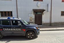 Forino (AV): in possesso di una balestra e guida sotto l’influenza dell’alcool – i Carabinieri denunciano un 20enne.