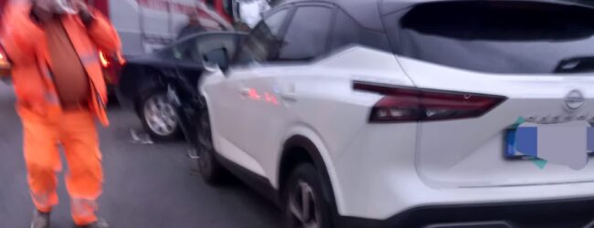 Incidente stradale sulla SS 372 Telesina: tre auto coinvolte, feriti non gravi