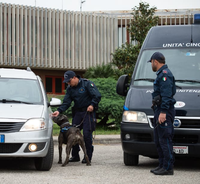 Campania, stretta della Polizia Penitenziaria: rete investigativa contro lo spaccio in carcere