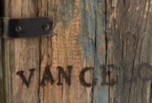 Un Vangelo di Antonio Del Donno del 1975 aggiudicato a 8.000 euro