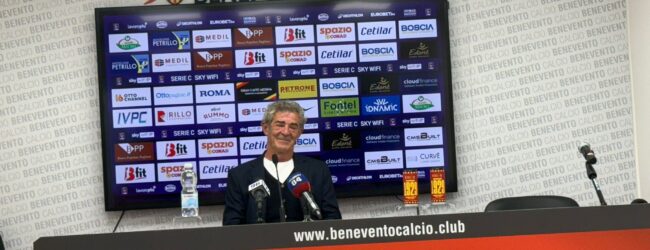 Benevento, Auteri: “A Catania sfida importante ma non determinante. Sarà una gara equilibrata”