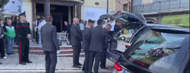A Paupisi i funerali di Elisa e Cosimo