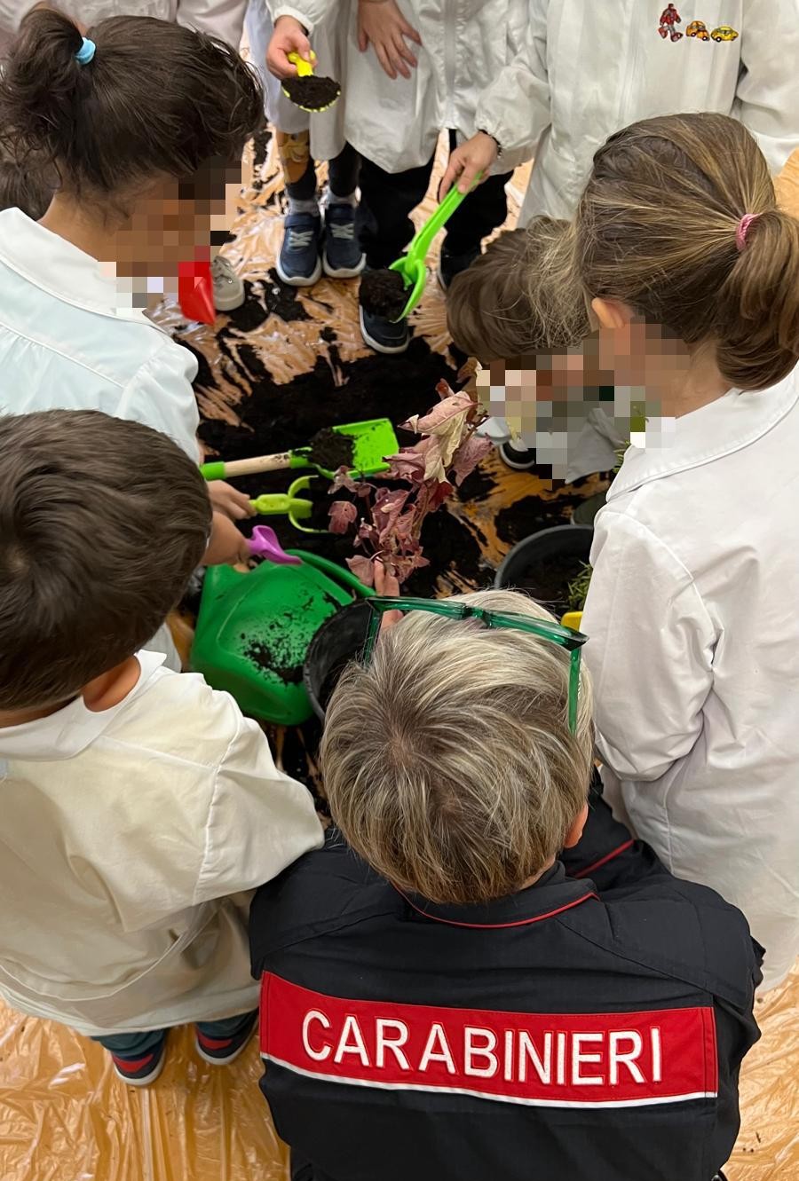 Aiello del Sabato (AV): I Carabinieri alla festa Nazionale dell’Albero 2025