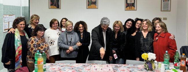 Visita di Roberto Fico alla Casa Rifugio “Antonella Russo” di Ospedaletto d’Alpinolo con Rosetta D’Amelio e l’avvocato Annamaria Oliviero