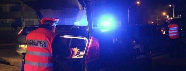 Avella tenta di nascondere stupefacente: i Carabinieri denunciano un 25enne