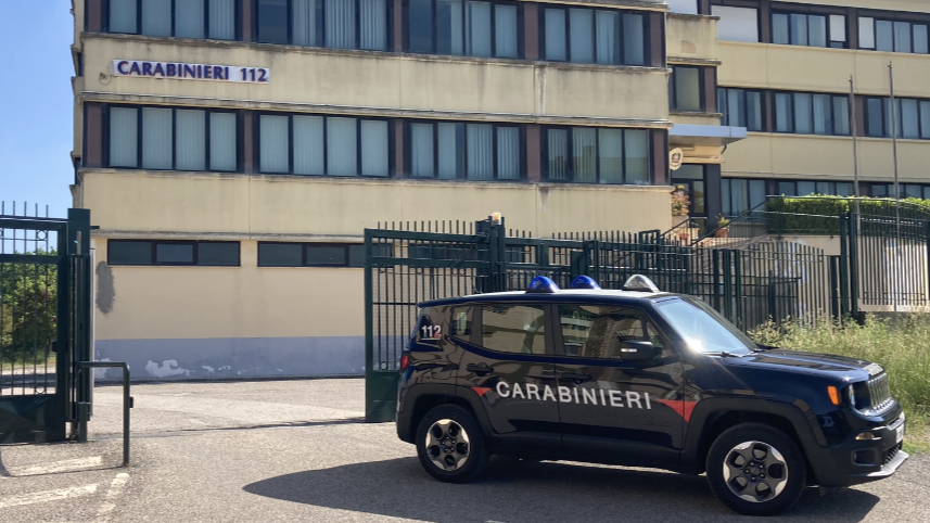 Mirabella Eclano: i Carabinieri sequestrano oltre 220 grammi di hashish nascosti in un muro