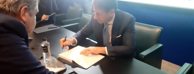 Avellino| L’ex premier Conte punta l’indice contro il centrodestra: da loro solo promesse elettorali