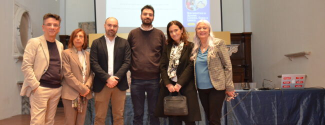 Matematica in azione: la Lezione di Lorenzo Mazza inaugura il Festival dei Linguaggi Universali