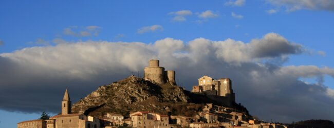 Montesarchio, ordinanza anti-smog: stop a combustioni, generatori inquinanti e motori accesi fino al 19 dicembre