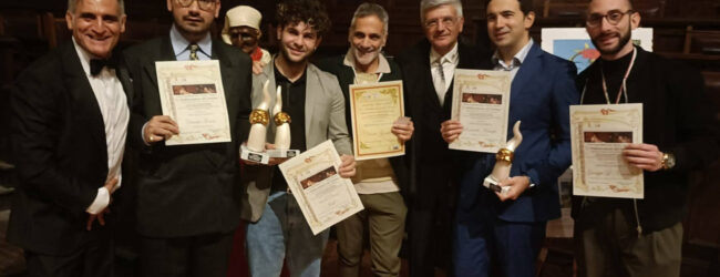 Premio Internazionale “Ambasciatore del Sorriso” tanti riconoscimenti e il ricordo di James Senese