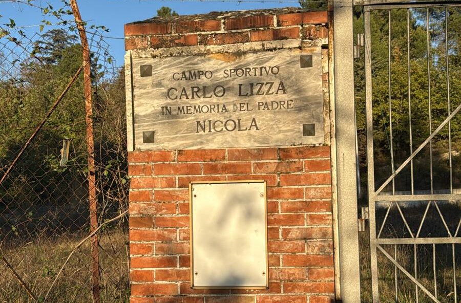 Ceppaloni, dopo 40 anni il Comune acquisisce il campo di calcio di San Giovanni. Cataudo: “Un passo storico”