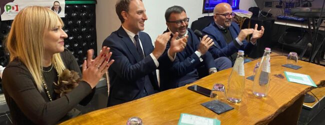 Pd, grande entusiasmo a Montesarchio. Piero De Luca: “Cacciano e Razzano sono la forza del Sannio. La Campania ha bisogno di loro”