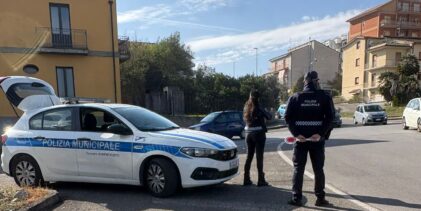 Benevento, “Zona Rossa” tra Via Traiano e Corso Garibaldi: controlli su carico/scarico e monopattini