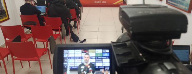 Benevento, Floro Flores: “Salernitana costruita per vincere, ma vogliamo i tre punti”
