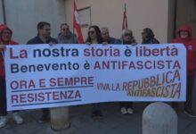 La CGIL “accoglie” Vannacci al ritmo di Bella Ciao