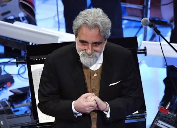 Addio a Beppe Vessicchio, il maestro della musica italiana è morto a 69 anni