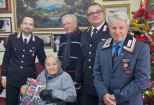 Montemiletto (AV) – Si ripete la tradizione della consegna del calendario storico dei Carabinieri a “Zio Pietro”