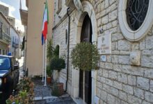 Bisaccia (AV): distraggono il titolare di una gioielleria e rubano vari monili in oro – fermate e denunciate dai Carabinieri   