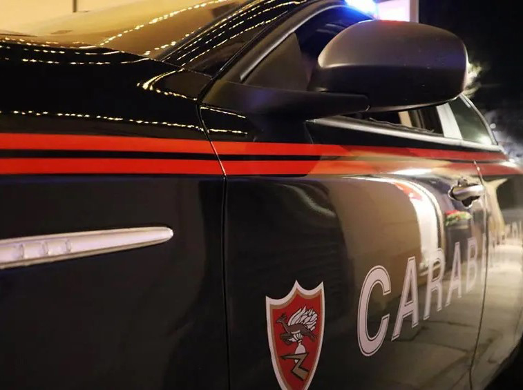 Vallata, Carabinieri intervengono per lite familiare: 46enne arrestato per minaccia e resistenza