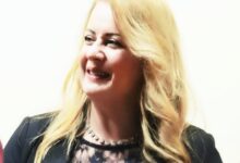 Lisa Di Giovanni riceve il Premio Internazionale “Carlo Delle Piane” per il giornalismo e l’editoria