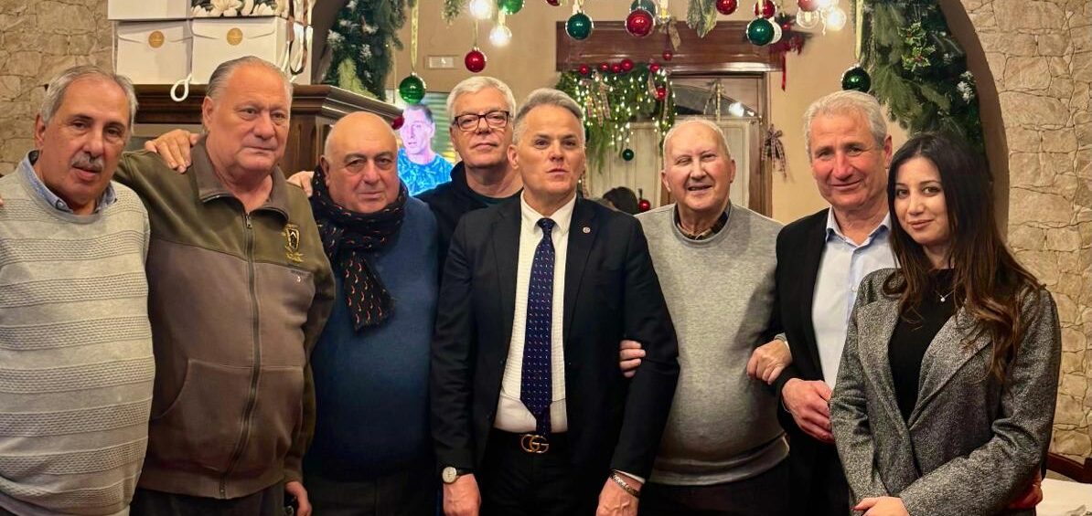 L’Associazione Nazionale Carabinieri di Montesarchio celebra il Natale: successo per il tradizionale pranzo degli auguri alla “Falanghina”