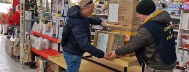 Avellino, sequestrati circa 100mila fuochi d’artificio detenuti illegalmente