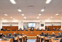 Campania, Fico nomina la nuova Giunta regionale: ecco assessori e deleghe