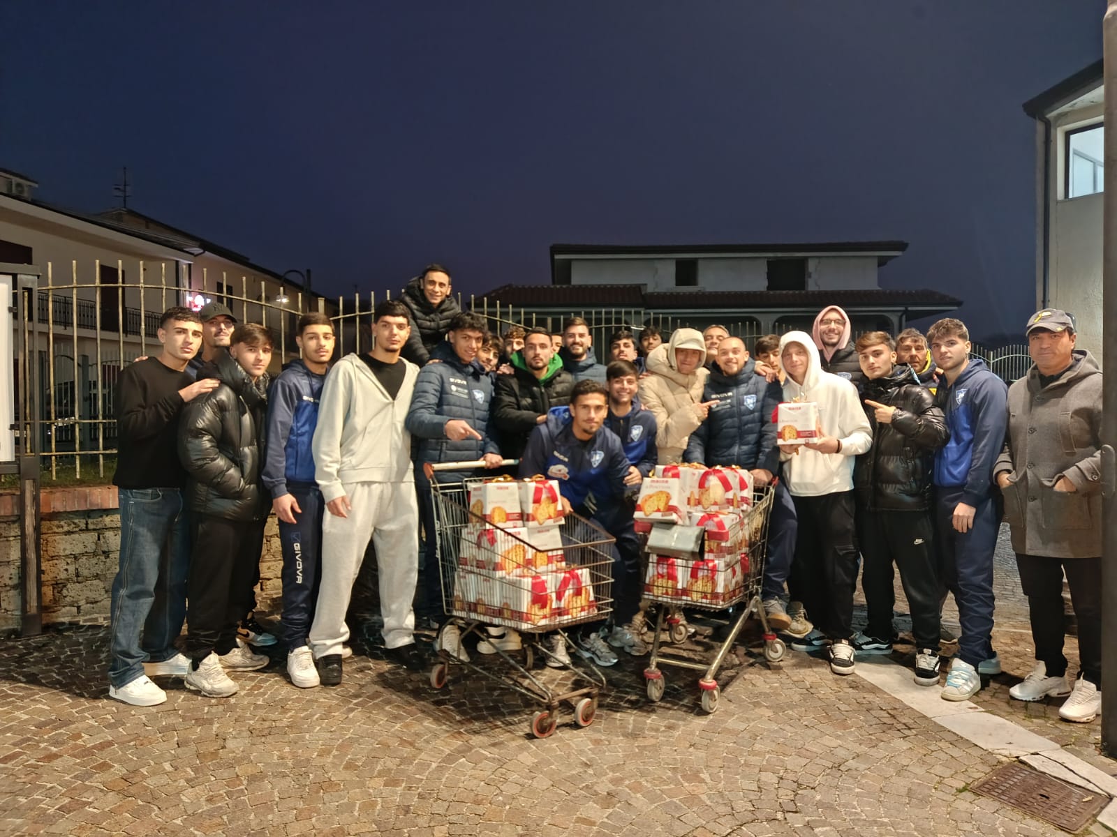 Un pomeriggio di sport, solidarietà e spirito natalizio: la comunità diocesana si ritrova nel segno della condivisione