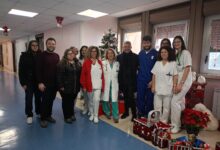 Natale di solidarietà: i bambini del ChristmasLab portano sorrisi e speranza nel reparto pediatrico del “San Pio”
