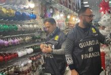 Maxi sequestro di giocattoli e articoli natalizi non conformi nel Sannio: sanzioni fino a 25.832 euro