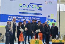 Torrioni premiata all’Ecoforum per “Compost-i a tavola”. La sindaca Oliviero: “Una comunità che trasforma i rifiuti in valore”
