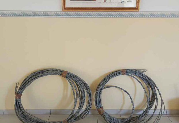 Amorosi, arrestato 49enne mentre rubava cavi di rame: aveva già precedenti specifici