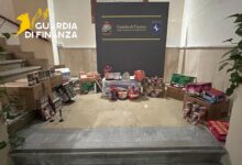 Benevento, Guardia di Finanza sequestra 23 kg di materiale pirotecnico illegale in un negozio