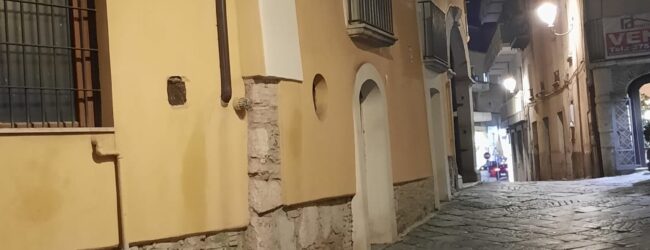 Luminarie natalizie a Benevento, Civico22: ‘”intere strade dimenticate, penalizzati commercianti e cittadini”